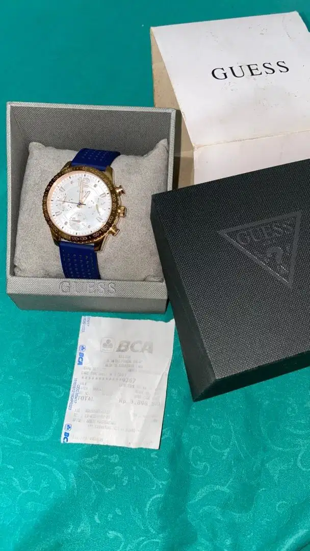 Jam tangan guess