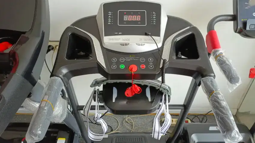 Alat Fitness Treadmill Elektrik 2 Fungsi Verona