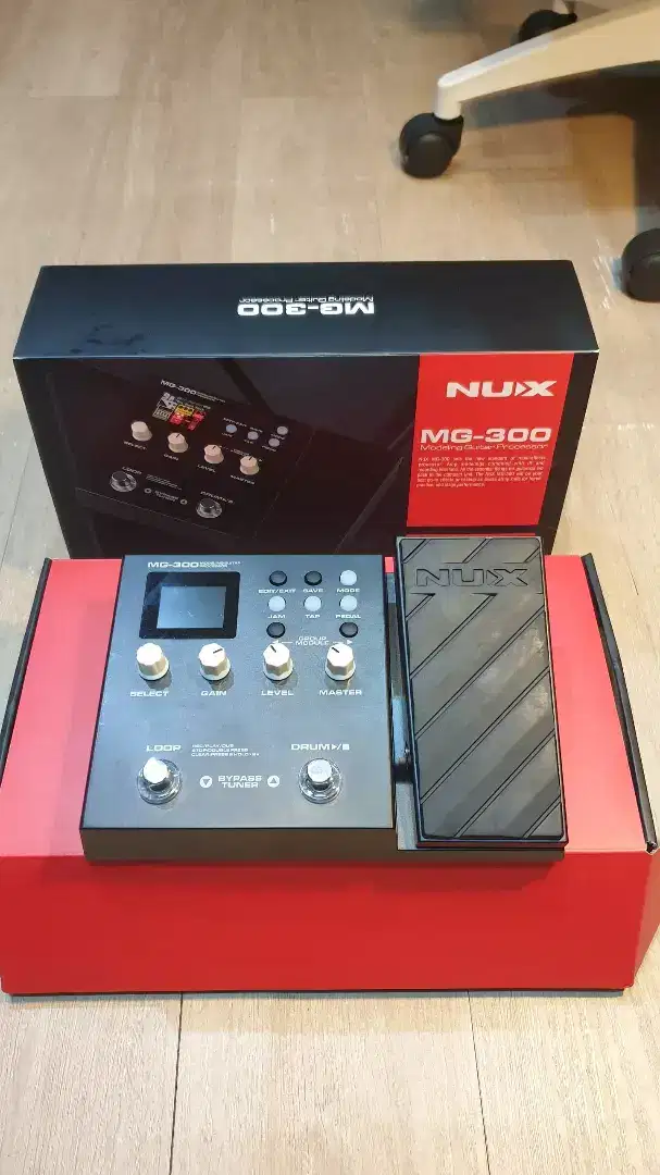 Nux Mg 300 Digital Multi Effect