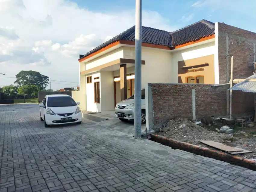 Tanah Kavling Dalam Perumahan System Cluster Gentan Regency Surakarta