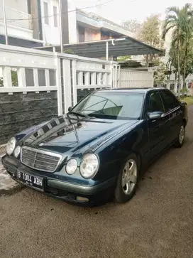 Mercedes-Benz C200 2000 Bensin