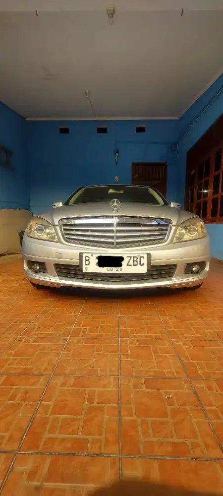 Mercedes Benz C200 CGI 2010