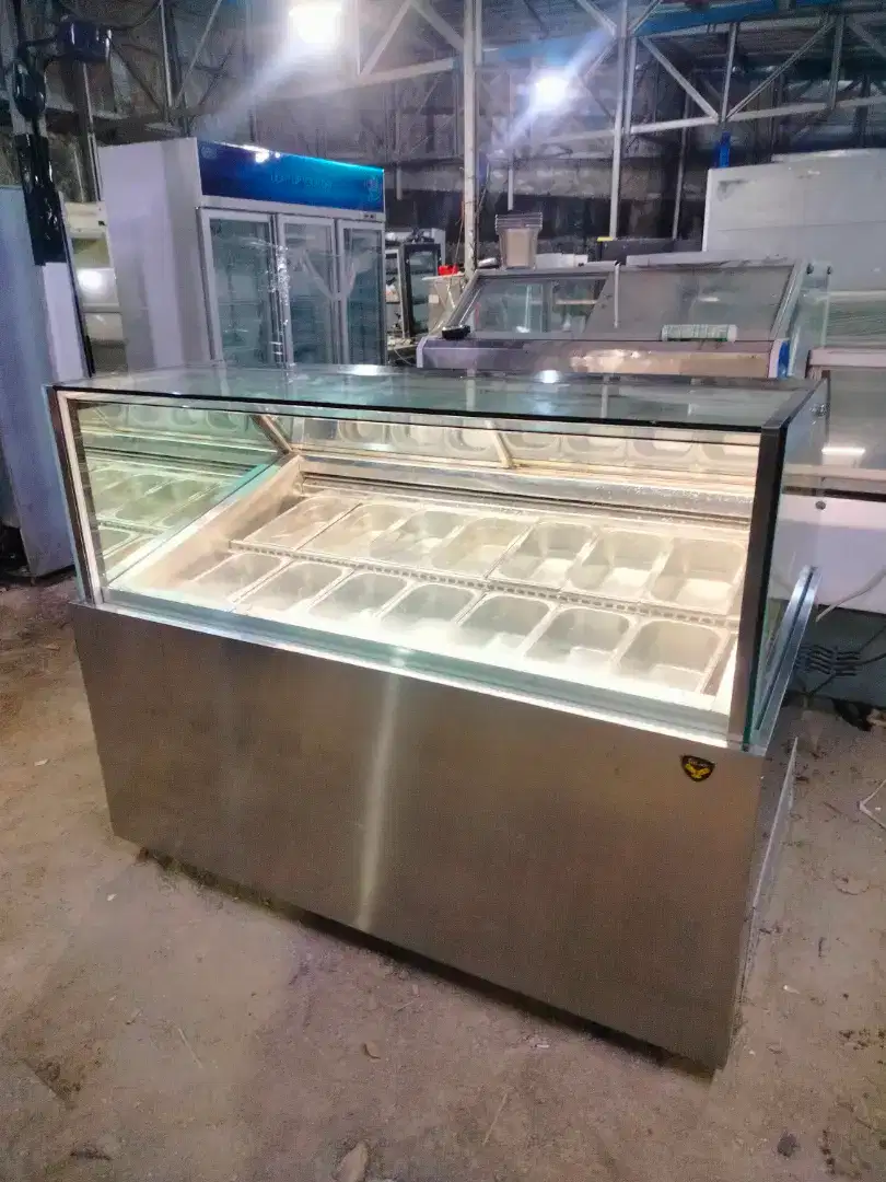 Showcase gelato 14 bin jetcool
