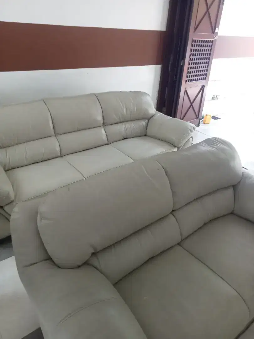 Jasa cuci kasur springbed sofa karpet jok mobil dll