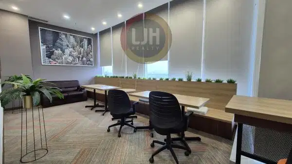 Office Space Kirana Two Office Tower Kelapa Gading Jakarta Utara