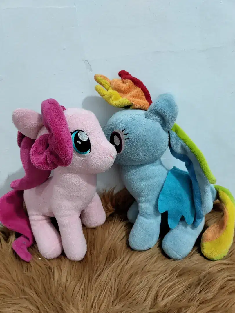 Boneka kuda pony sepasang