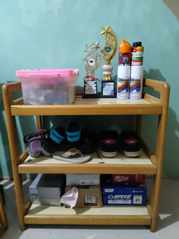 Rak kayu jati belanda 3 susun