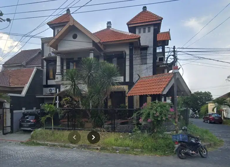 Dijual / Sewa Rumah Hook Jl Demak Gresik Kota Baru (GKB) )