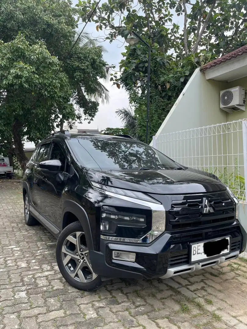 XPANDER CROSS METIC 2022 tipe tertinggi low km