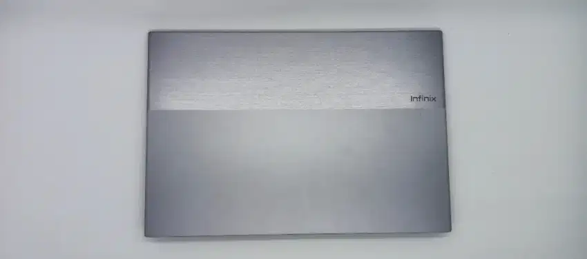 Laptop Infinix INBook X1 Pro Grey Metal 16GB 512GB (Bekas) (No Box)