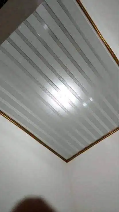 Borongan Tenaga Pasang Plafon PVC Per Meter Gresik