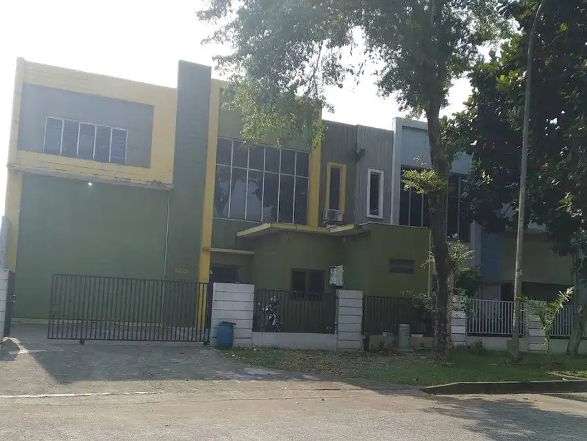 Dijual Gudang Luas 600M2 di Taman Tekno BSD, Tangsel