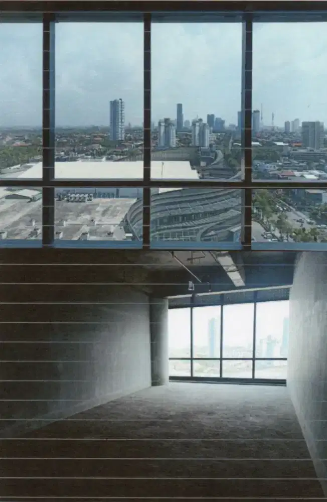 Office Tower Ciputra World Surabaya ***