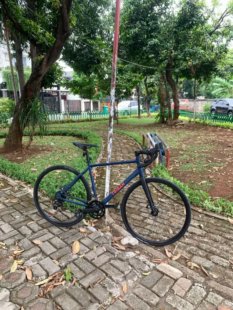 Sepeda Road bike Triban kondisi bagus