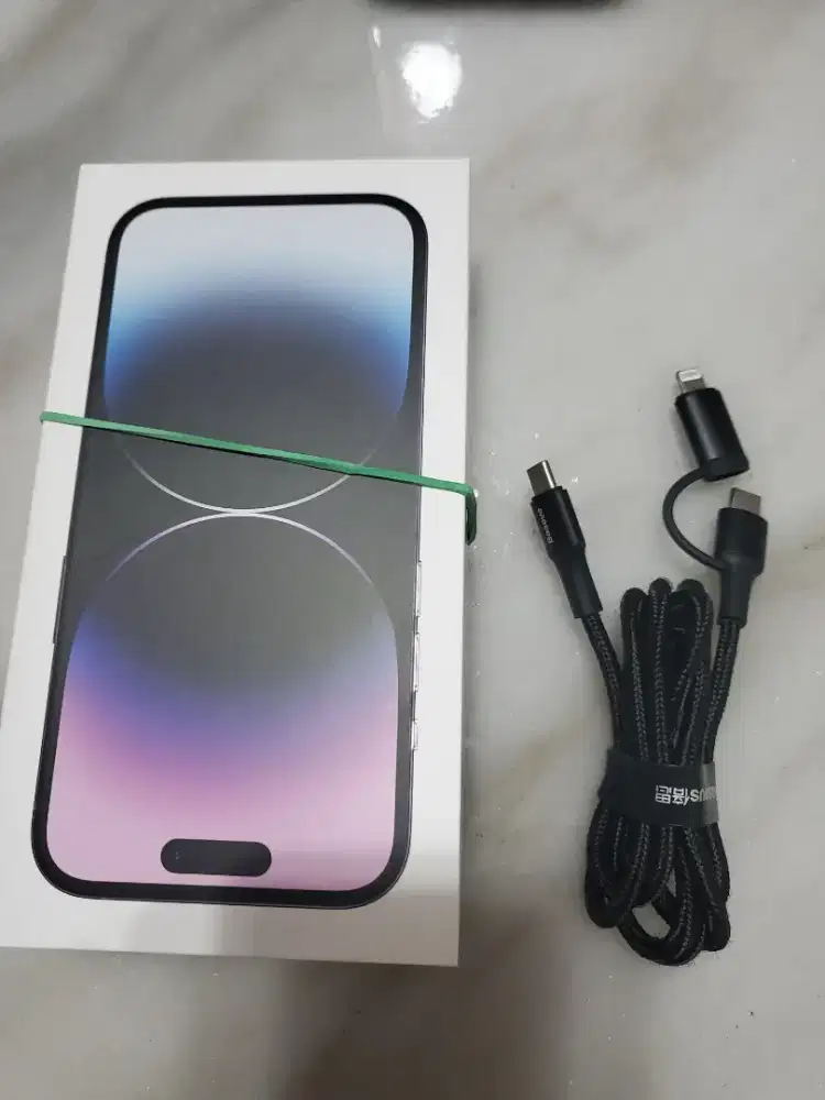 Box iphone 14pro256+chargerstandar & 3kabel ORi