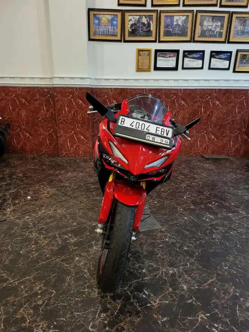 DP 2 JT CBR 150 ABS 2024 MOTOR GRES KAYA BARU