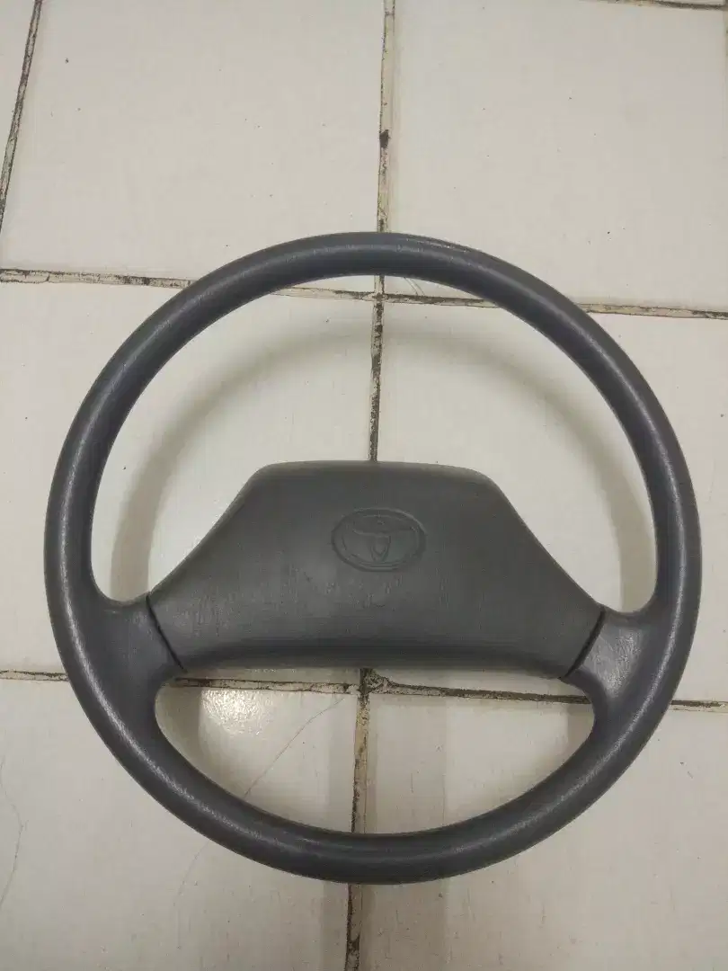 Setir Original + Head rest Kijang LGX Diesel   Thn 2000 (Face lift)