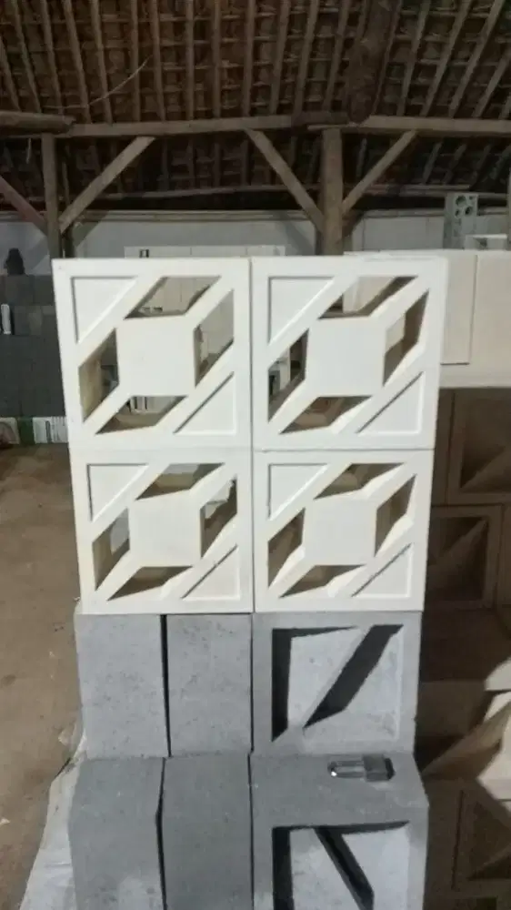 Roster beton minimalis