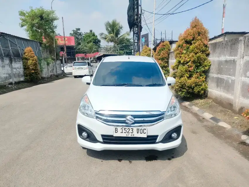 ERTIGA GL 2018 MT, Istimewa