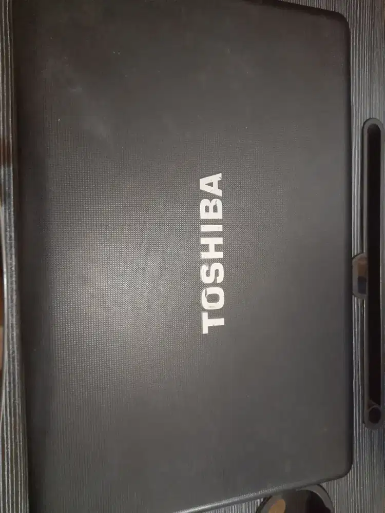 Laptop toshiba satelite c660