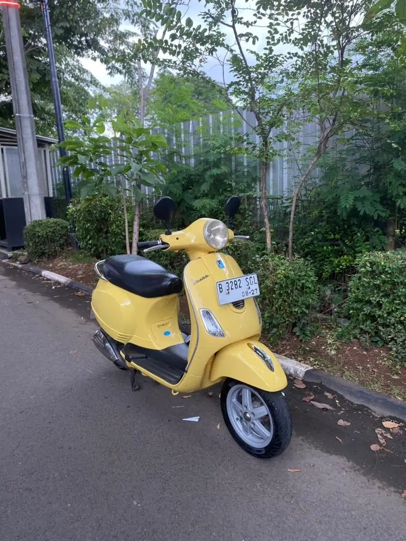 PIAGGIO VESPA LX 150 ISTIMEWA RARE ITEM