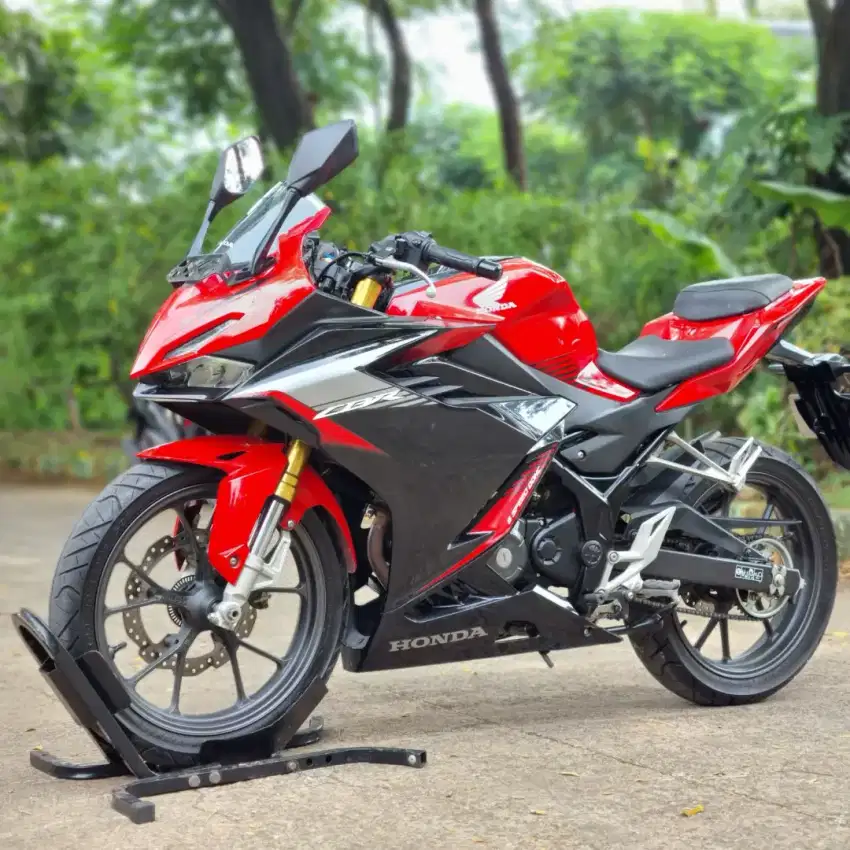 HONDA NEW CBR 150R ABS 2022 KM LOW FULL GRESS PAJAK ON
