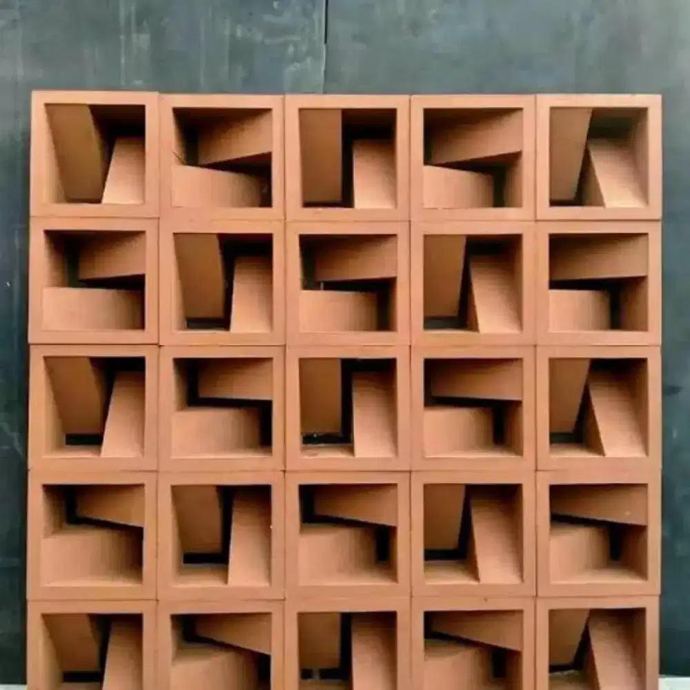 Roster beton minimalis anti tampias