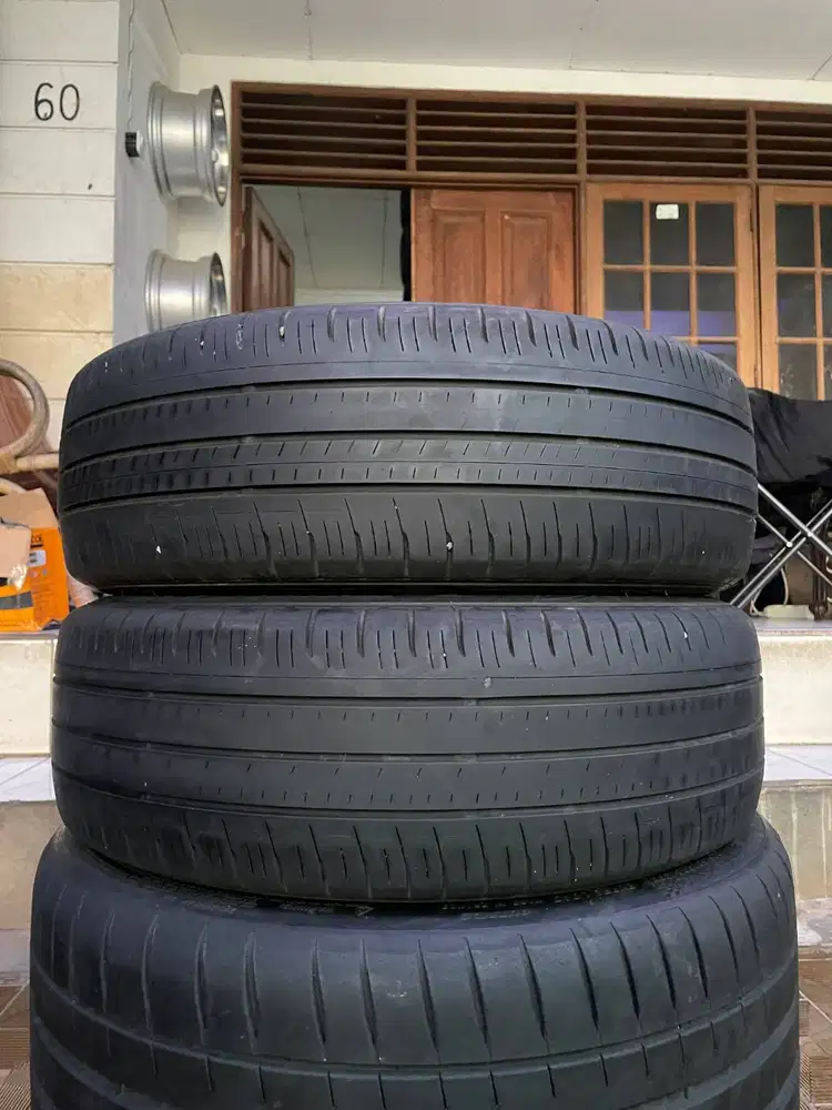 Ban Dunlop Enasave ec300 195 60 r16 2Pcs