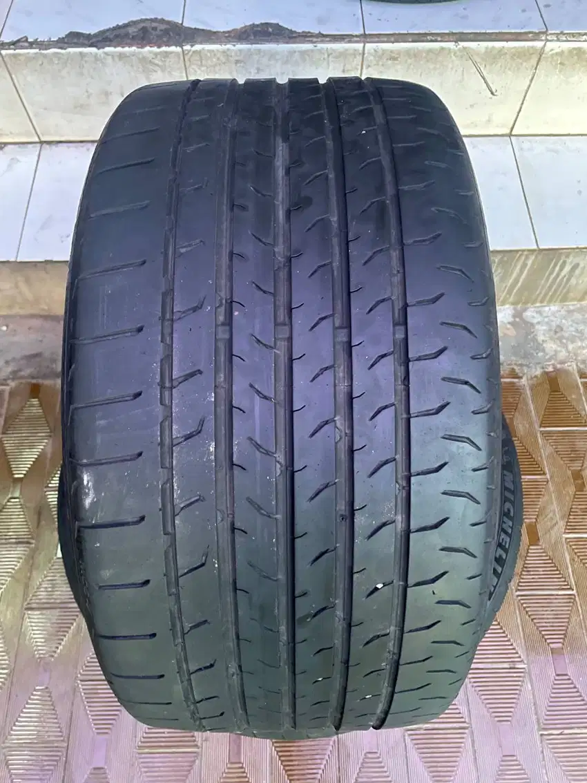 Ban Continental Max Contact MC 6 265 35 r18 2Pcs