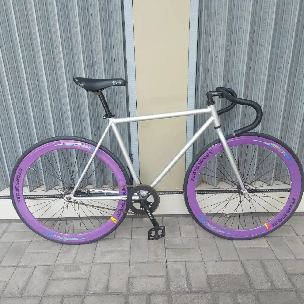 Sepeda Fixie 700c