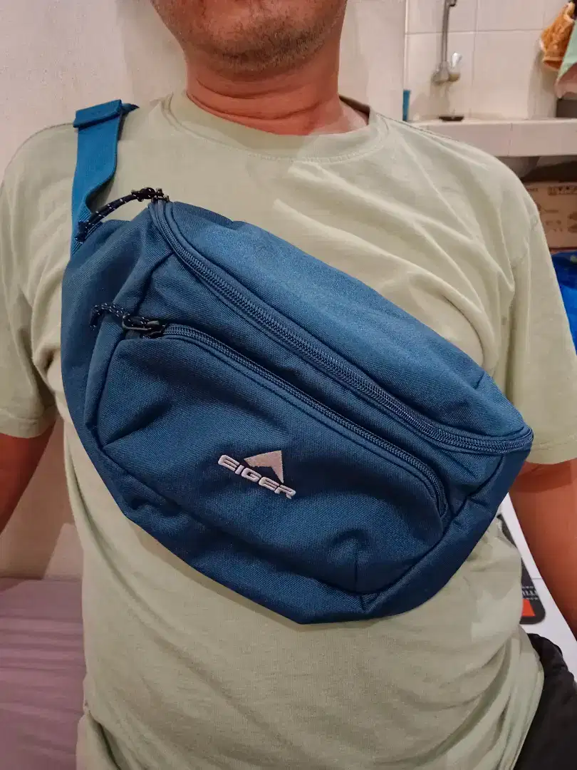 Tas Slempang/Waistbag/Pinggang Merk EIGER DIJAMIN ORIGINAL UK.3.5L