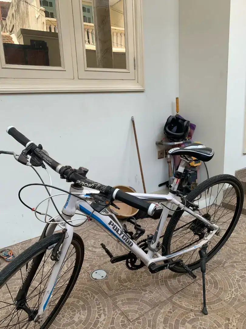 SEPEDA POLYGON HEIST