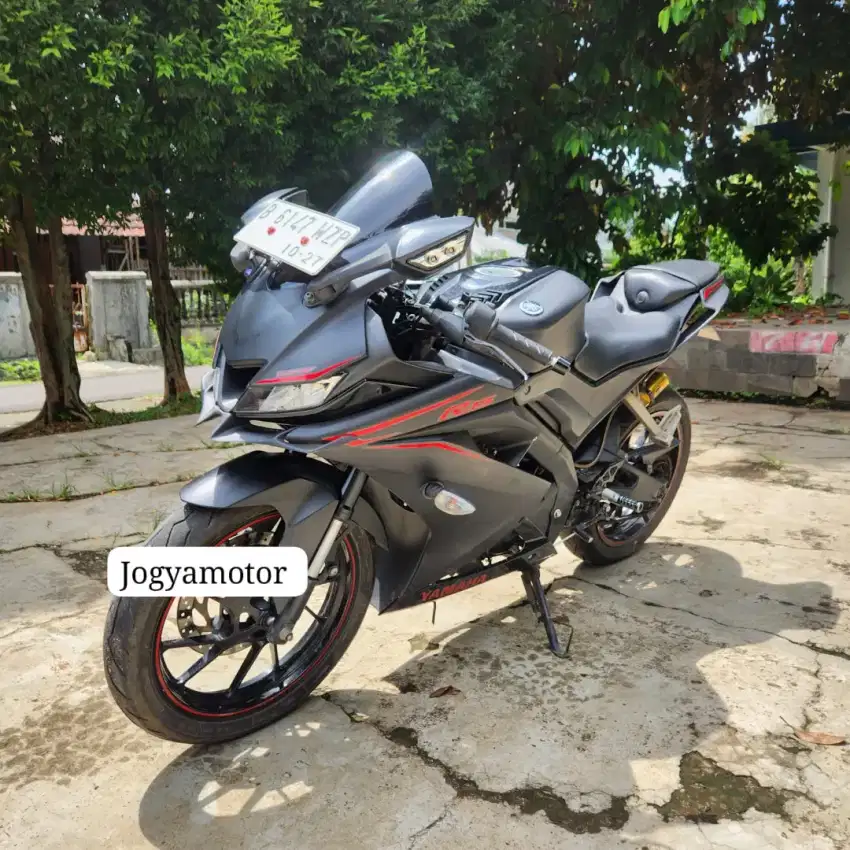 Yamaha R 15 V3 tahun 2017 KM 16000