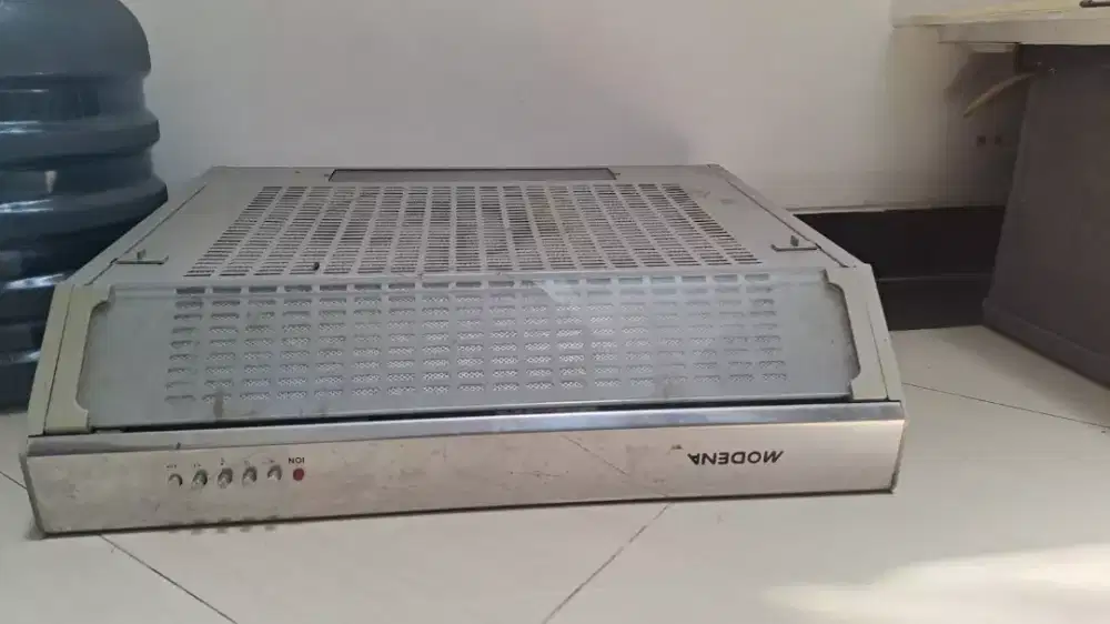 Heksos pembuangan Asap modena