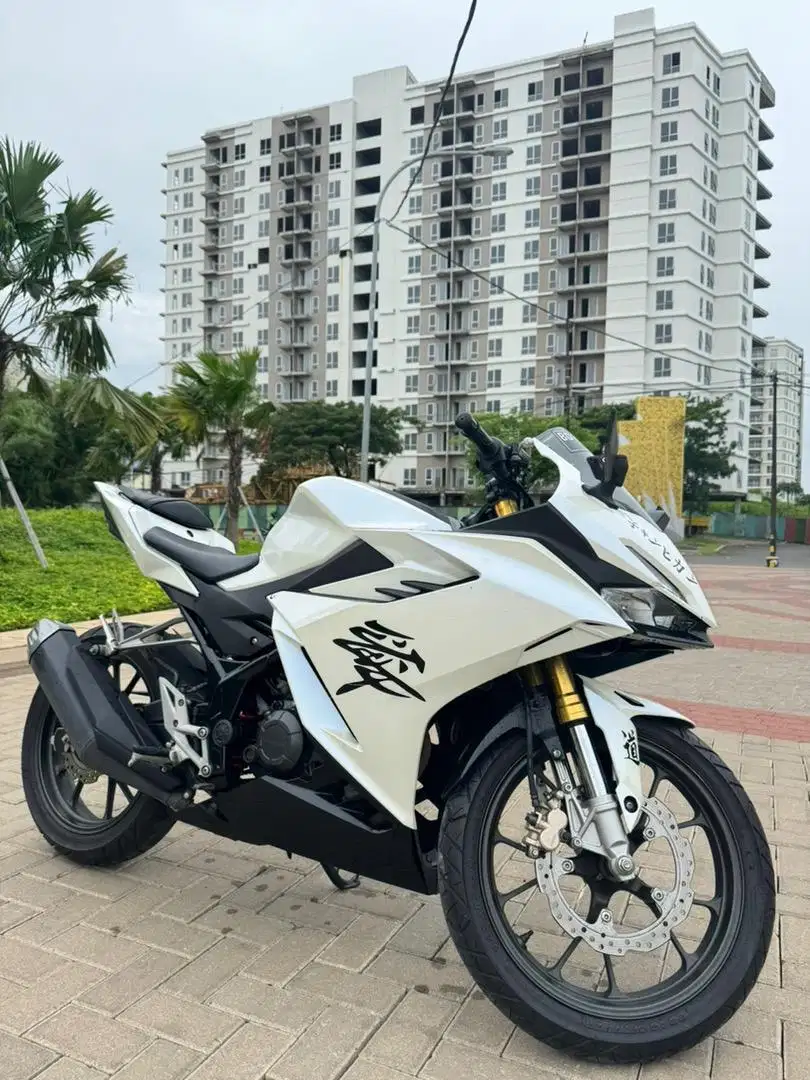 DI JUAL CEPAT CBR 150 R 2022