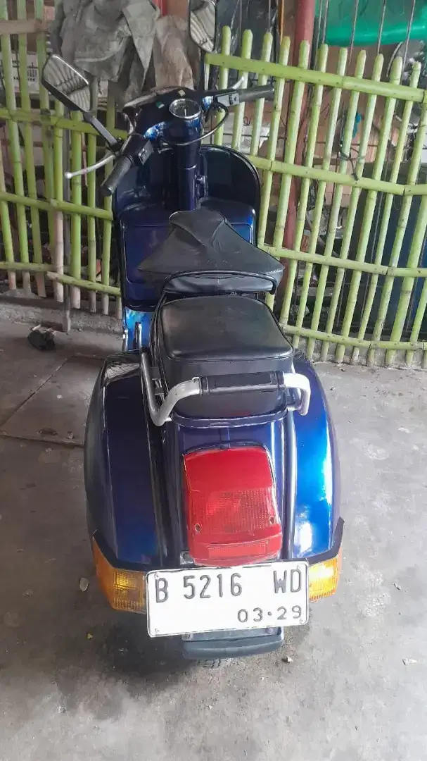 VESPA KENANGAN ANTIK 1980 P150X SS LENGKAP NORMAL LANCAR MULUS MURAH