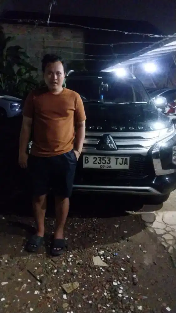 Sewa mobil lepas kunci / plus driver ok