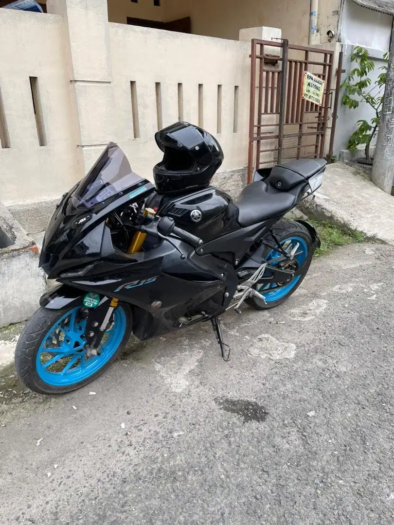 Siap gasss!! Yamaha R15 V4 Black Glossy