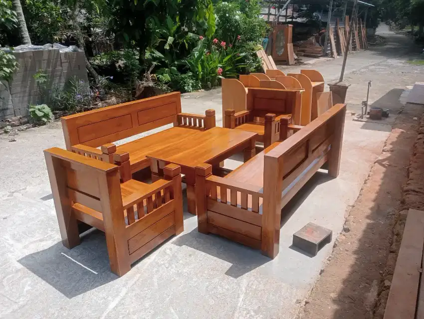 kursi cafe dan kursi tamu
