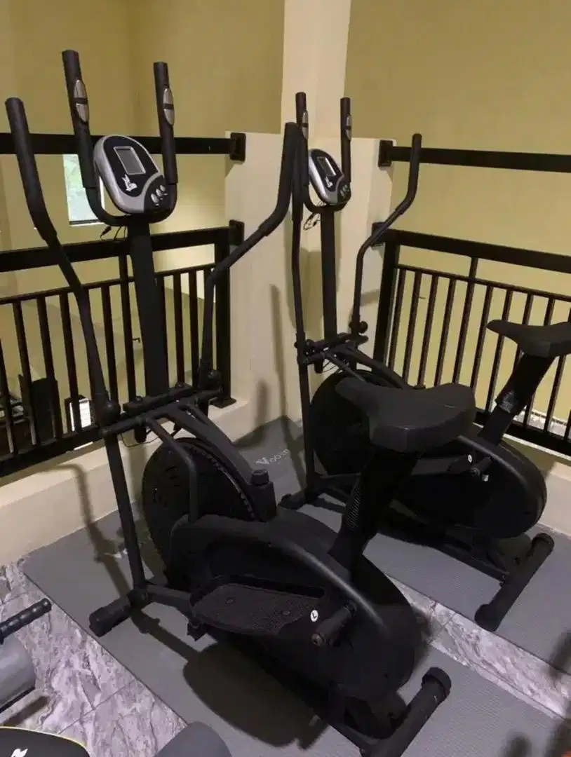 Di jual masih baru speda gym fitnes