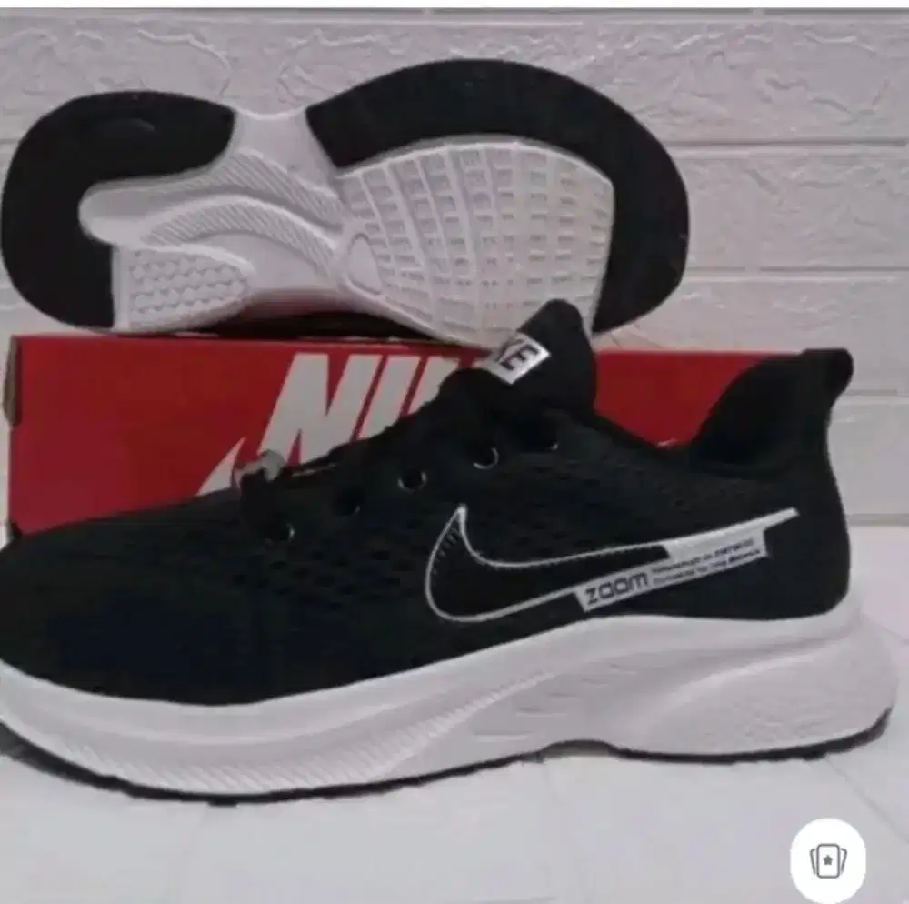 Sepatu sekolah pria dan wanita