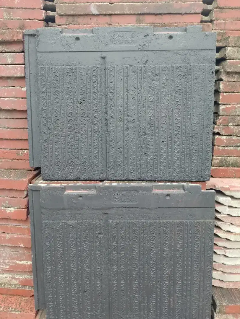 Genteng beton gelombang dan plat