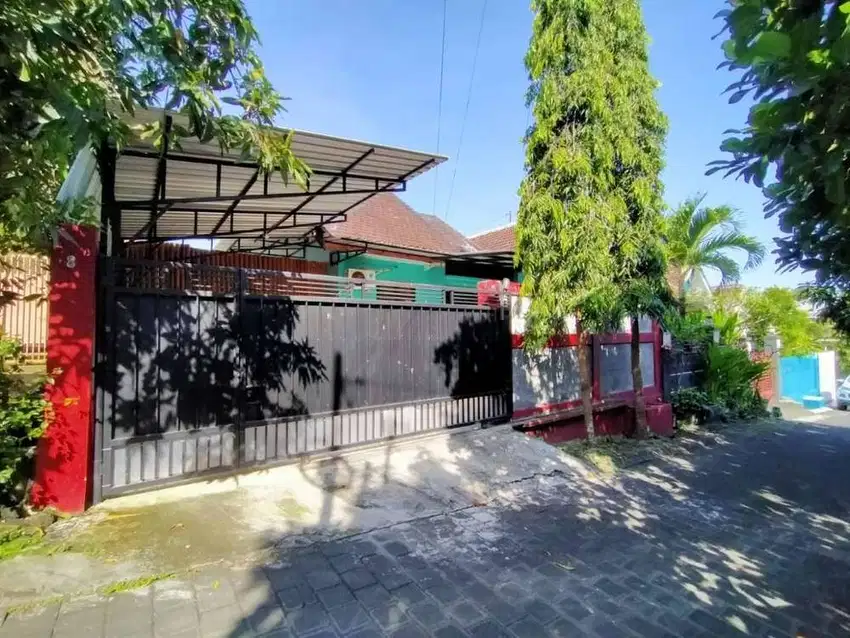Rumah Minimalis Dalam area Perumahan unfurnished di Benoa.