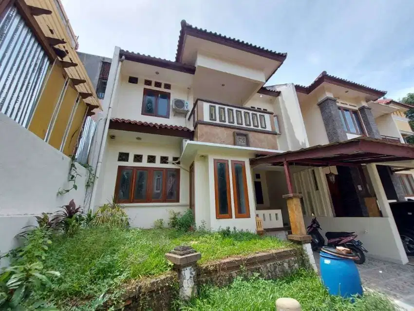 Cirendeu, Luas 108 bangunan 2 lantai Fasum swimming pool