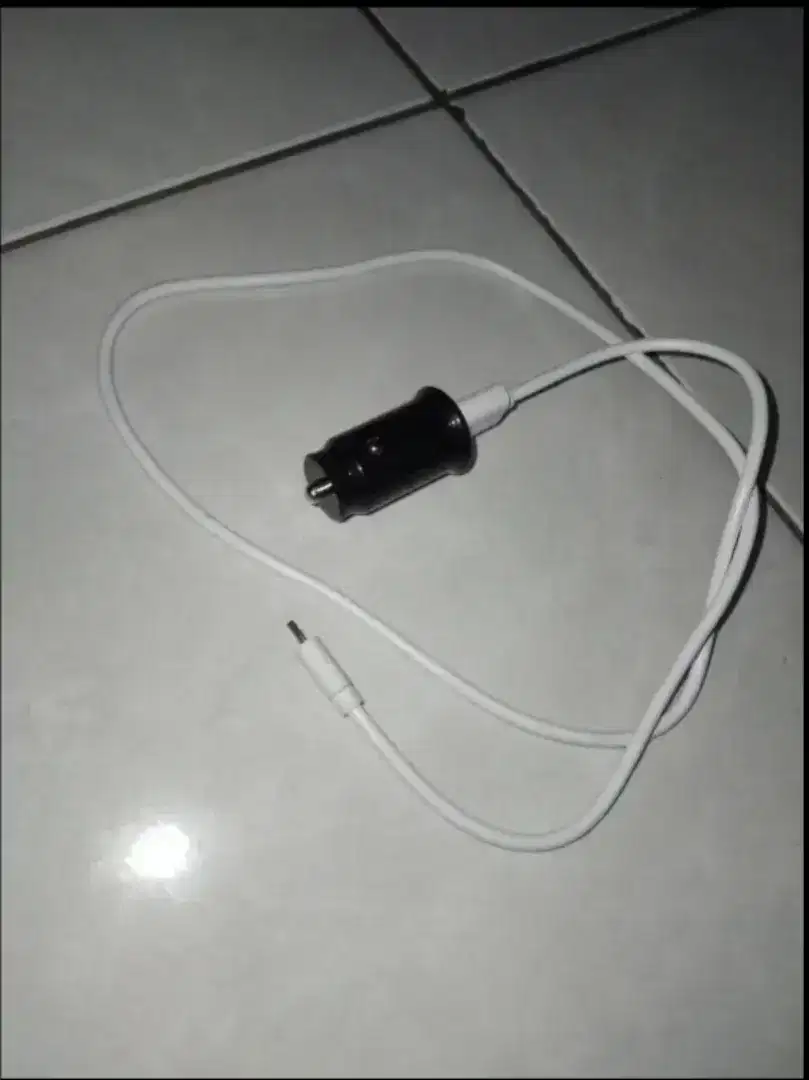 Charger mtr mbl,size 2,1a, 1port usb,kabel+sambungan micro to tipe c