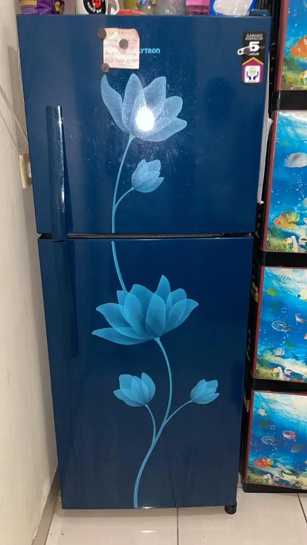 Kulkas polytron 2 pintu