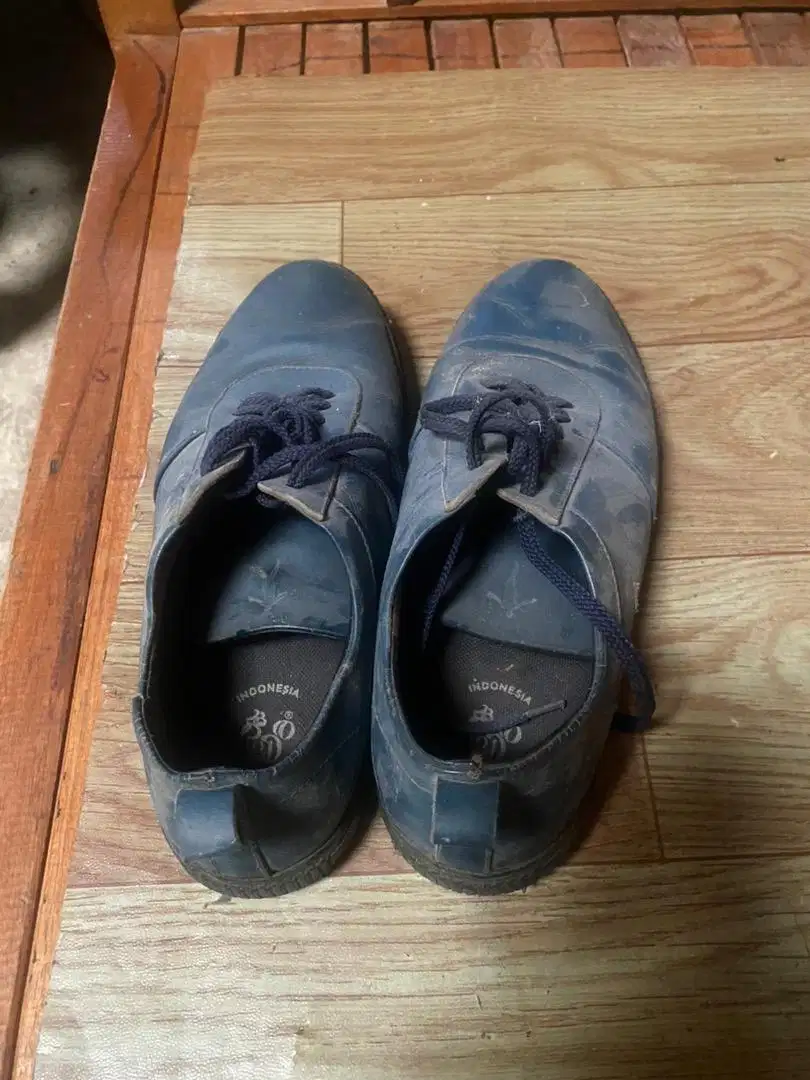 Sepatu Brodo bekas rasa baru