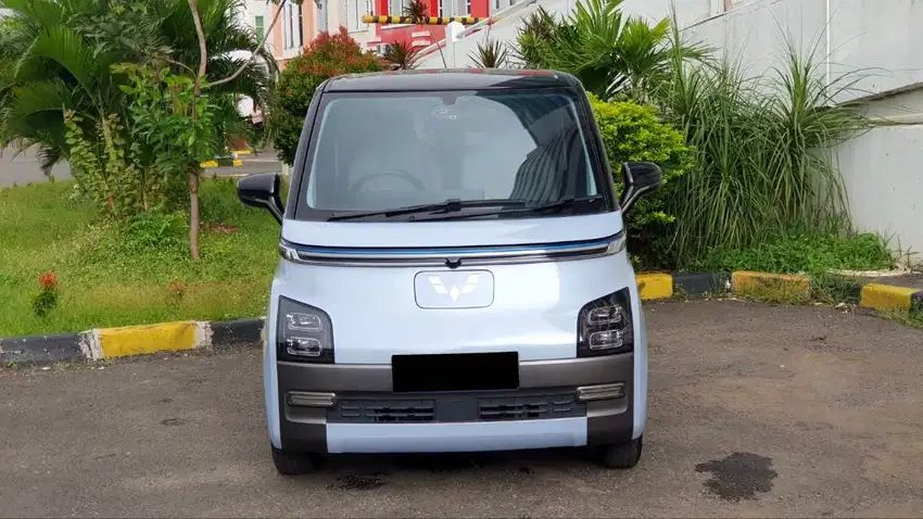 Wuling Air EV Long Range AT Biru NIK 2022 Like New KM 32rb Record