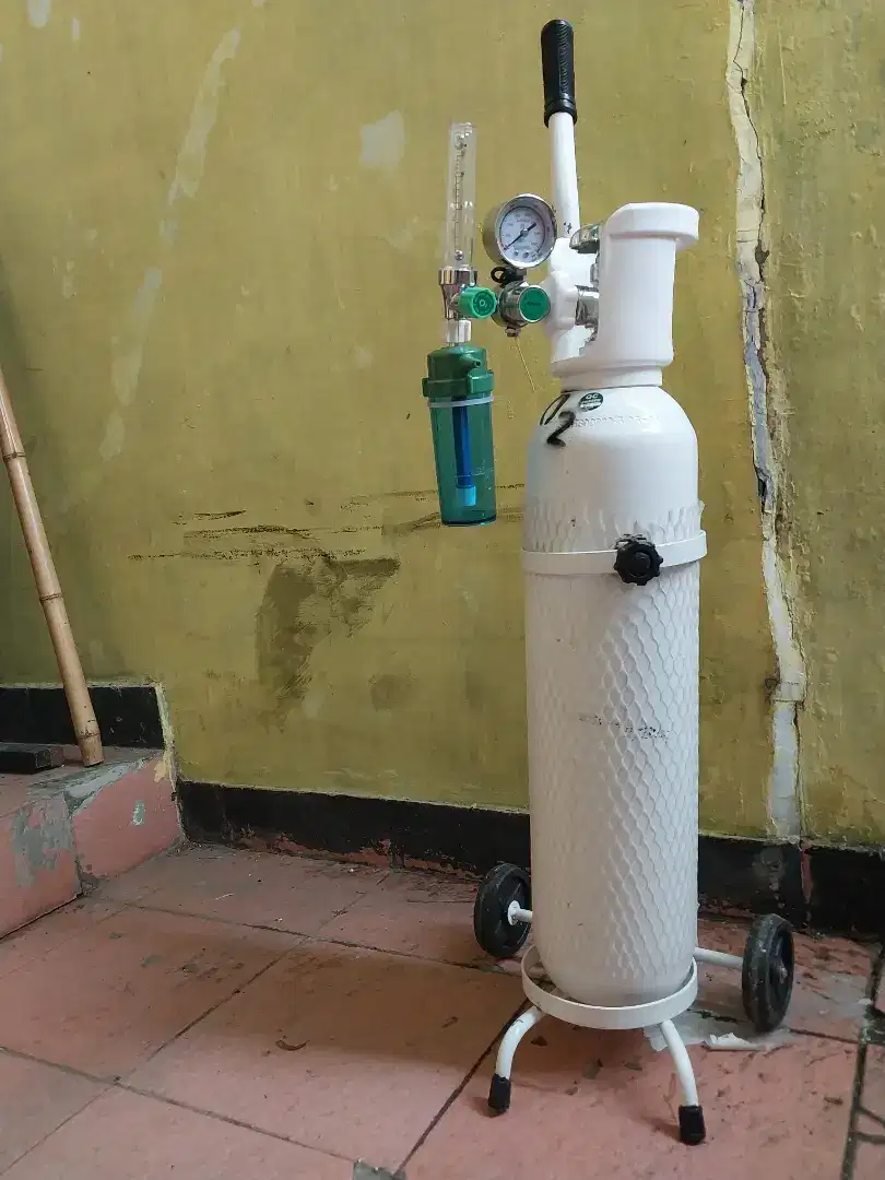 Tabung oksigen+troli+regulator 1m3