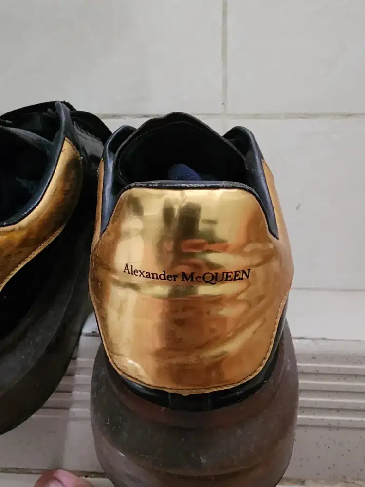 Sepatu Alexander Mcqueen